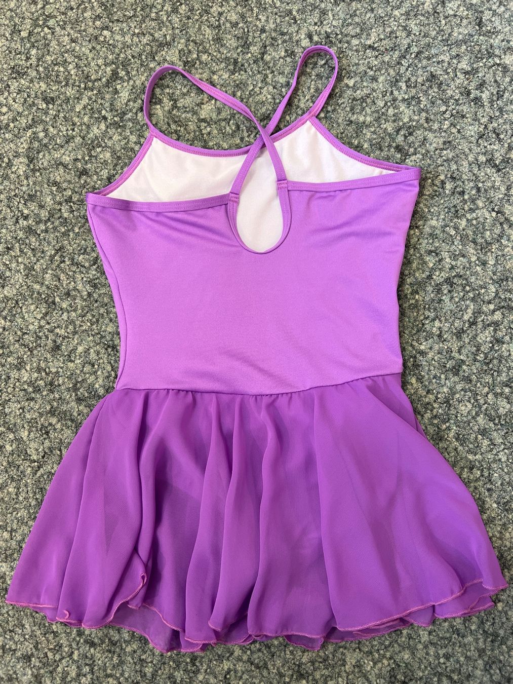 Vestiti & Gonne: Ballettkleid 12J lila mit Jäcklein – Usato da Oberglatt ZH venduto da ble_75jw 2