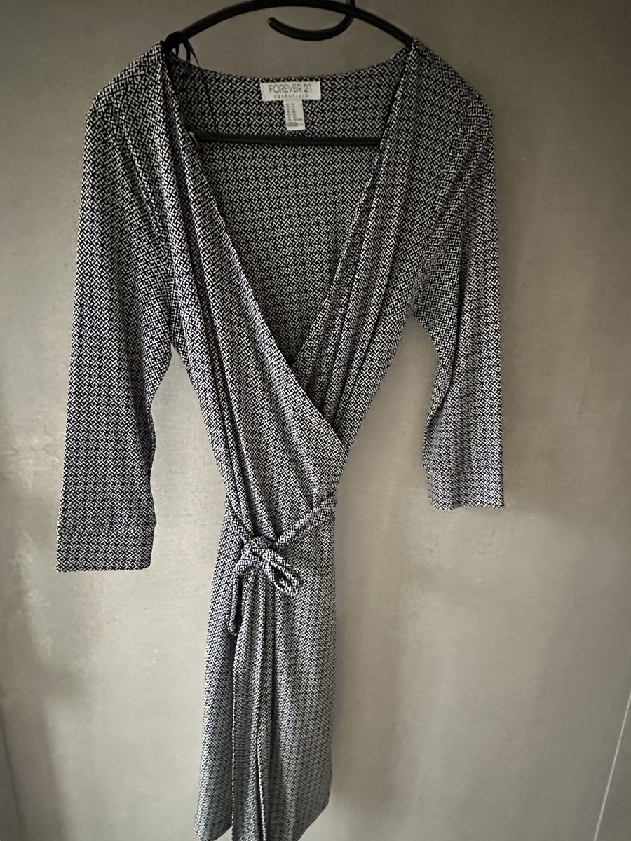 Vestiti: Robe super confortable – Usato da Muraz (Collombey) venduto da dor_hp2w 1