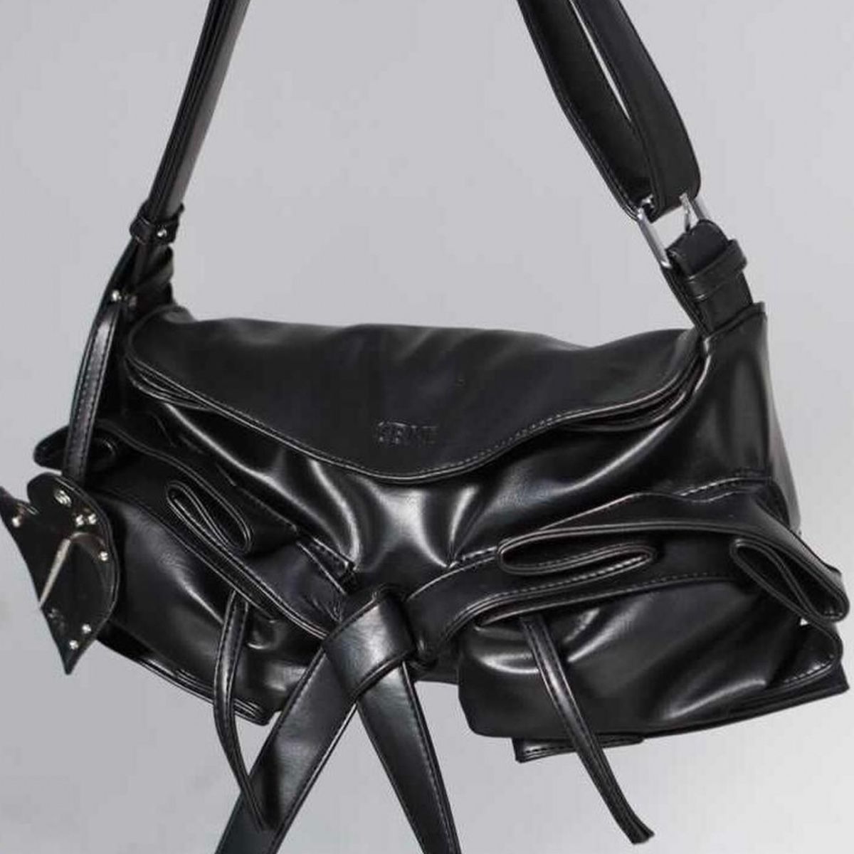 Borse da donna: Designer Bag – Usato da Basel venduto da yyyyyyy20
