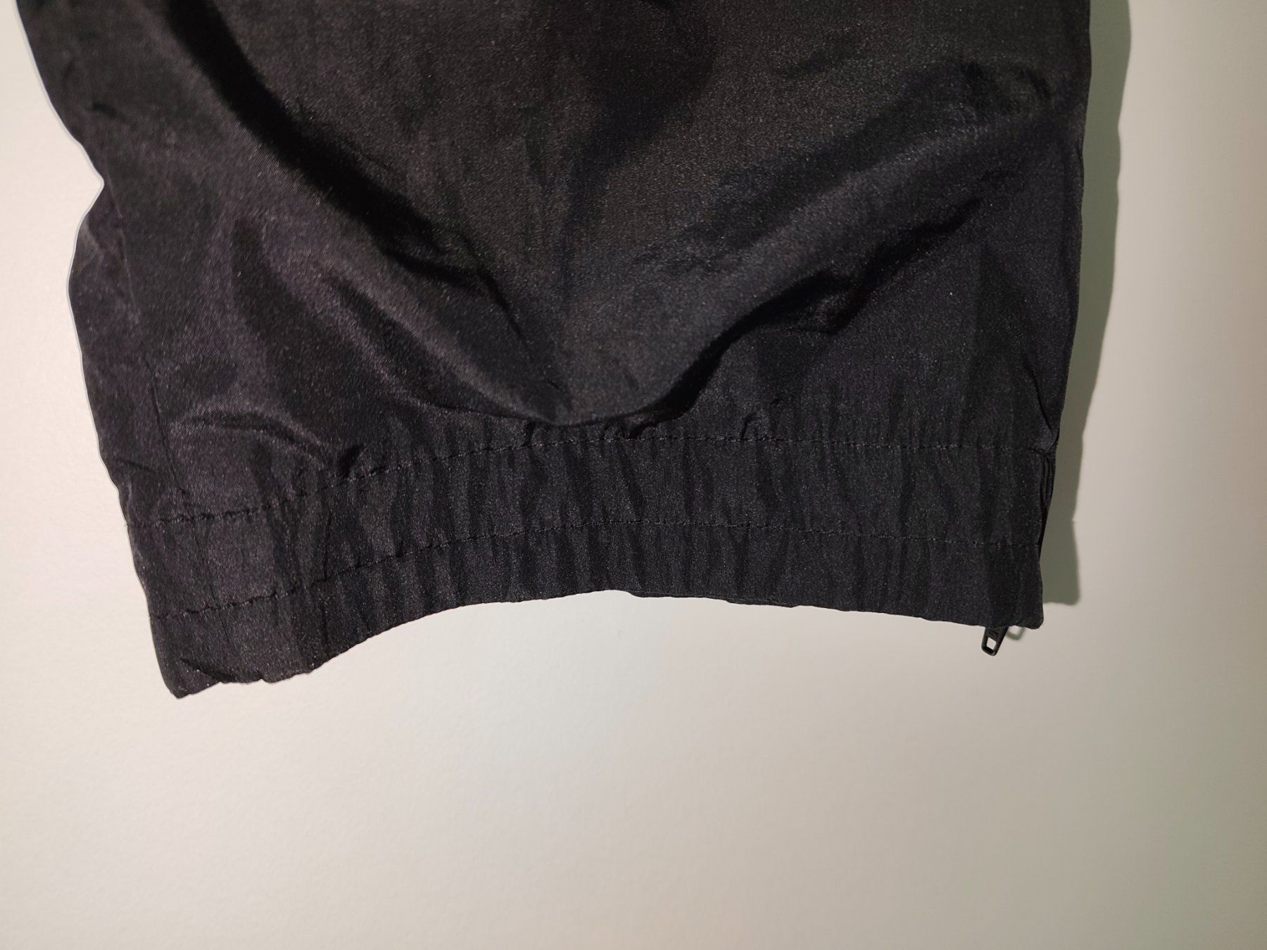 Pantaloni: Pantalon Australian Noir – Usato da Plan-les-Ouates venduto da DALBAC 4