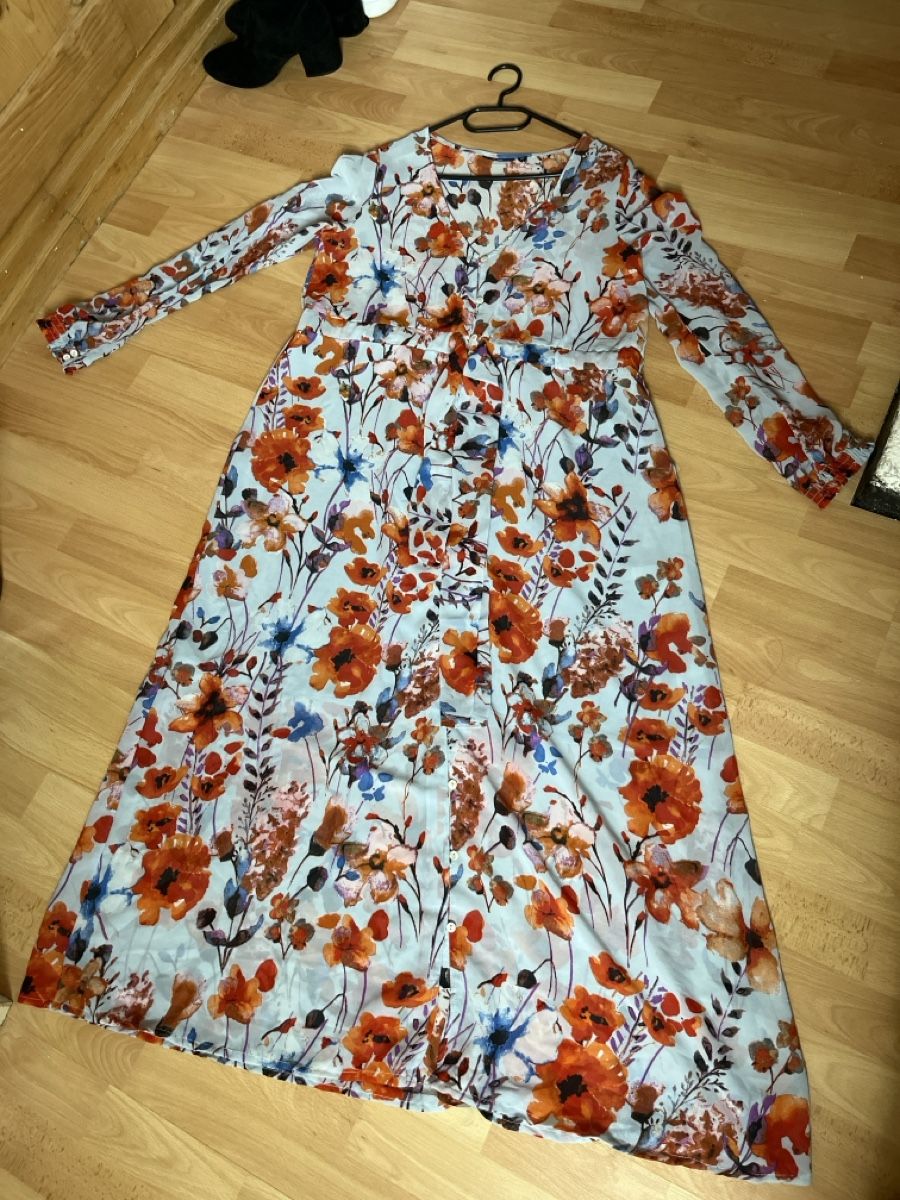 Vestiti: Sommerliches Maxikleid mit Blumenmuster, Grösse 38 – Nuovo (secondo la descrizione) da Mels venduto da dra_d5p9