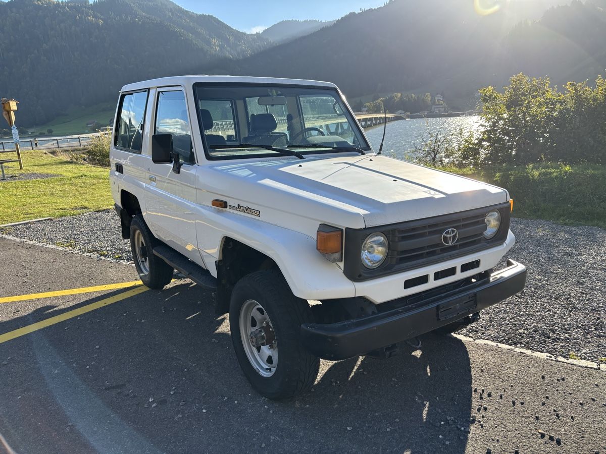 Toyota Automobili: Toyta Landcruiser HZY 70 – Usato da Unteriberg venduto da Rini54 1
