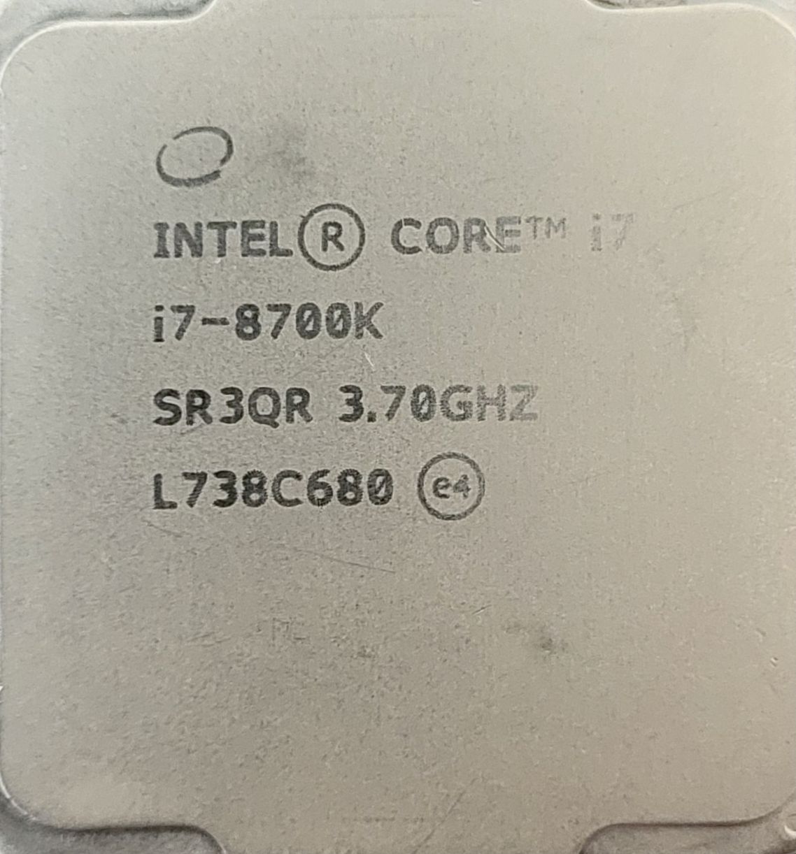 Intel PC: 1×Intel Core i7-8700K 3.70GHz Prozessor – Usato da Zürich venduto da Gulbi1919