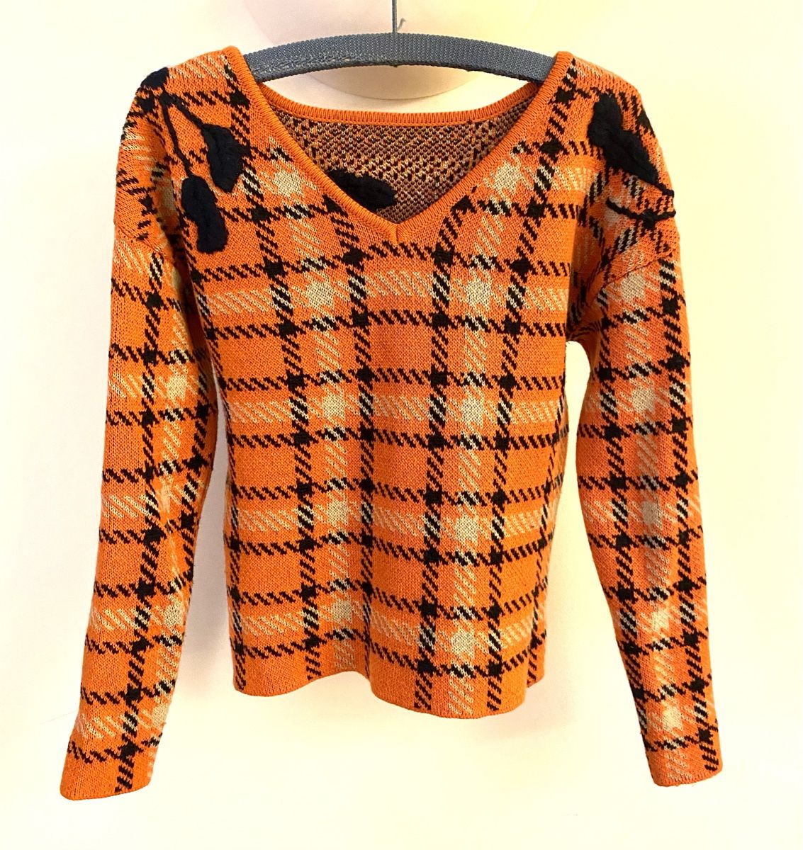 Maglioni & Felpe: Max&Co. Strickpullover in Orange-Schwarz kariert, Gr. 36-38 – Usato da Jona venduto da Flamingoo