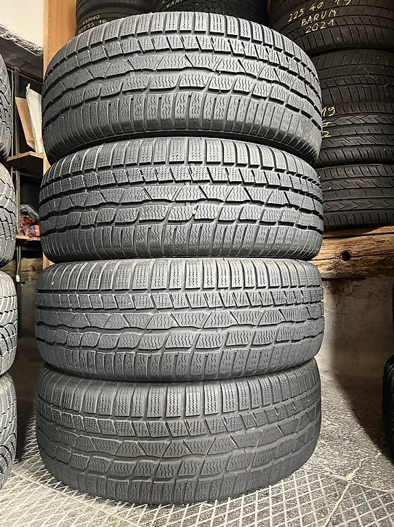 Pneus & Roues: 215/60/16 Winterreifen – D'occasion à Frasnacht par nobloff 1