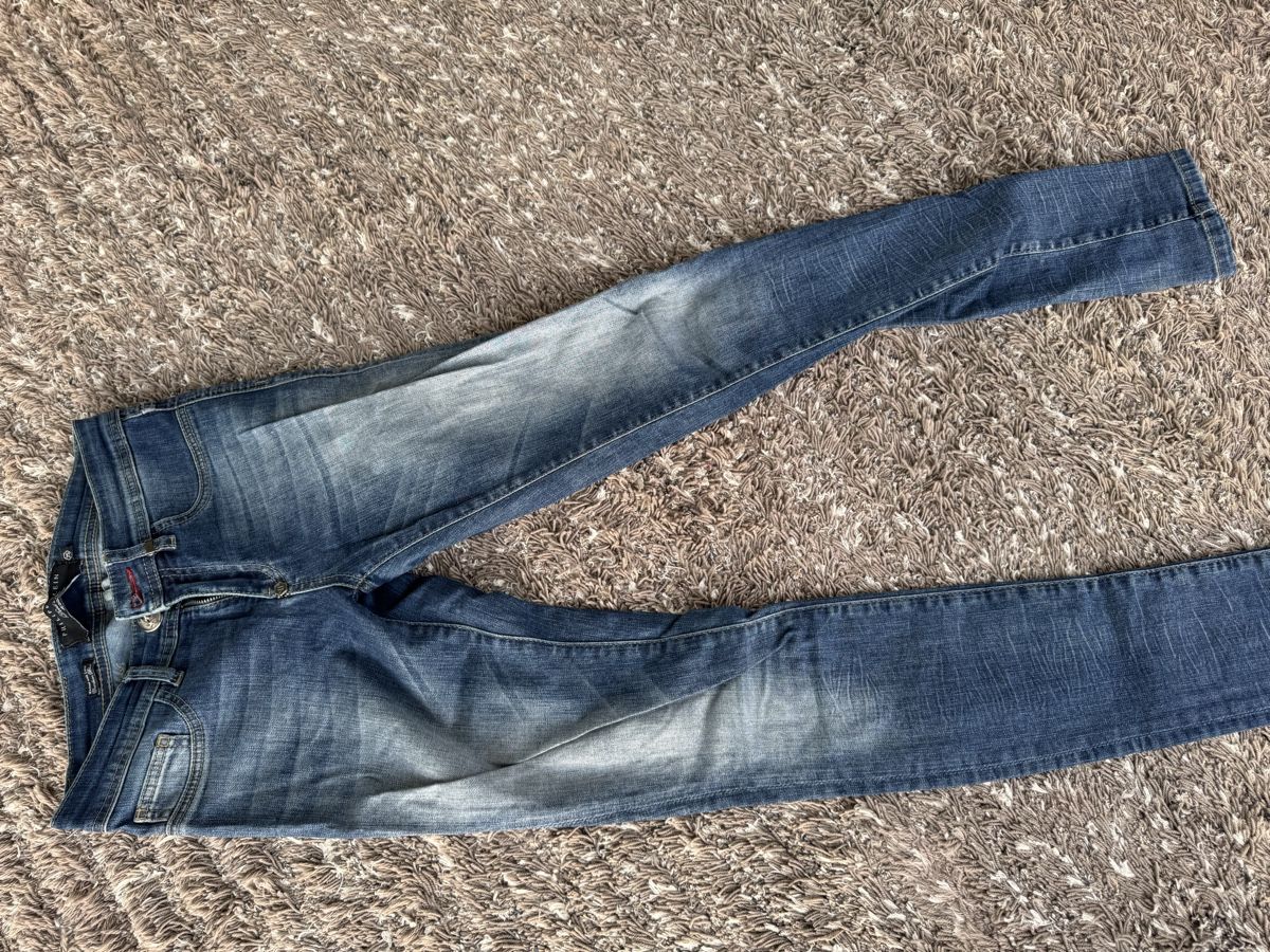 Philipp Plein Jeans: Philipp Plein Jeans "Devil's Food" Gr. 25 – Usato da Lachen SZ venduto da ole_v22q