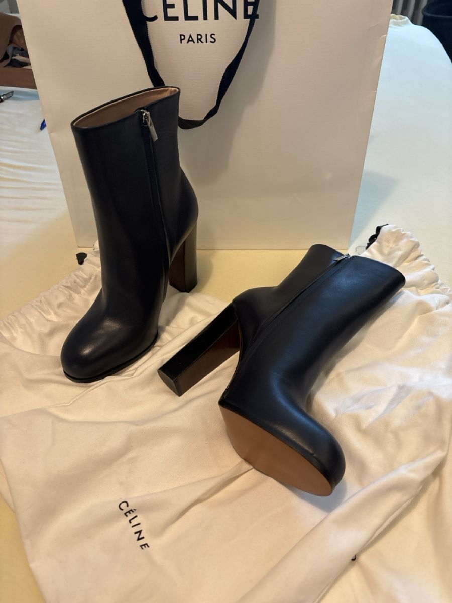 Celine Scarpe da donna: Celine Stiefel NEU! – Nuovo e nell'imballaggio originale da Zürich venduto da Glitterfee