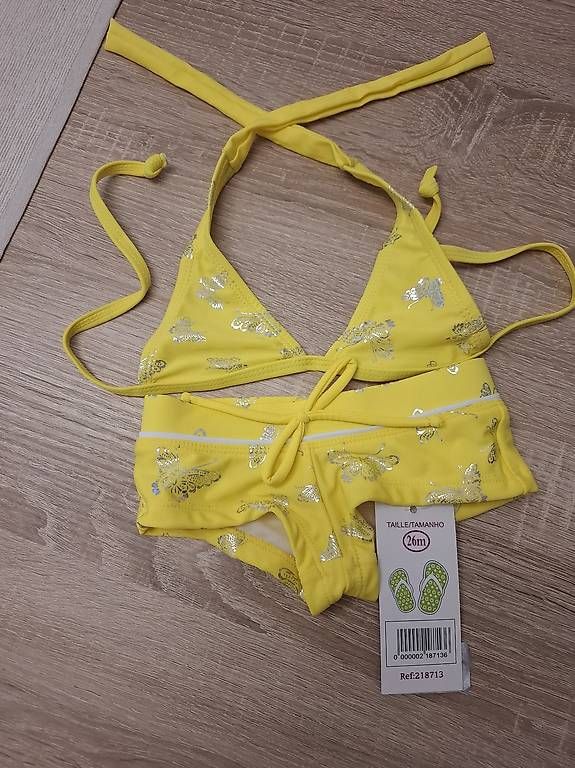 Costumi da bagno & Bikini: Badkleid Mädchen – Usato da Münchenstein venduto da Salvis_68 2