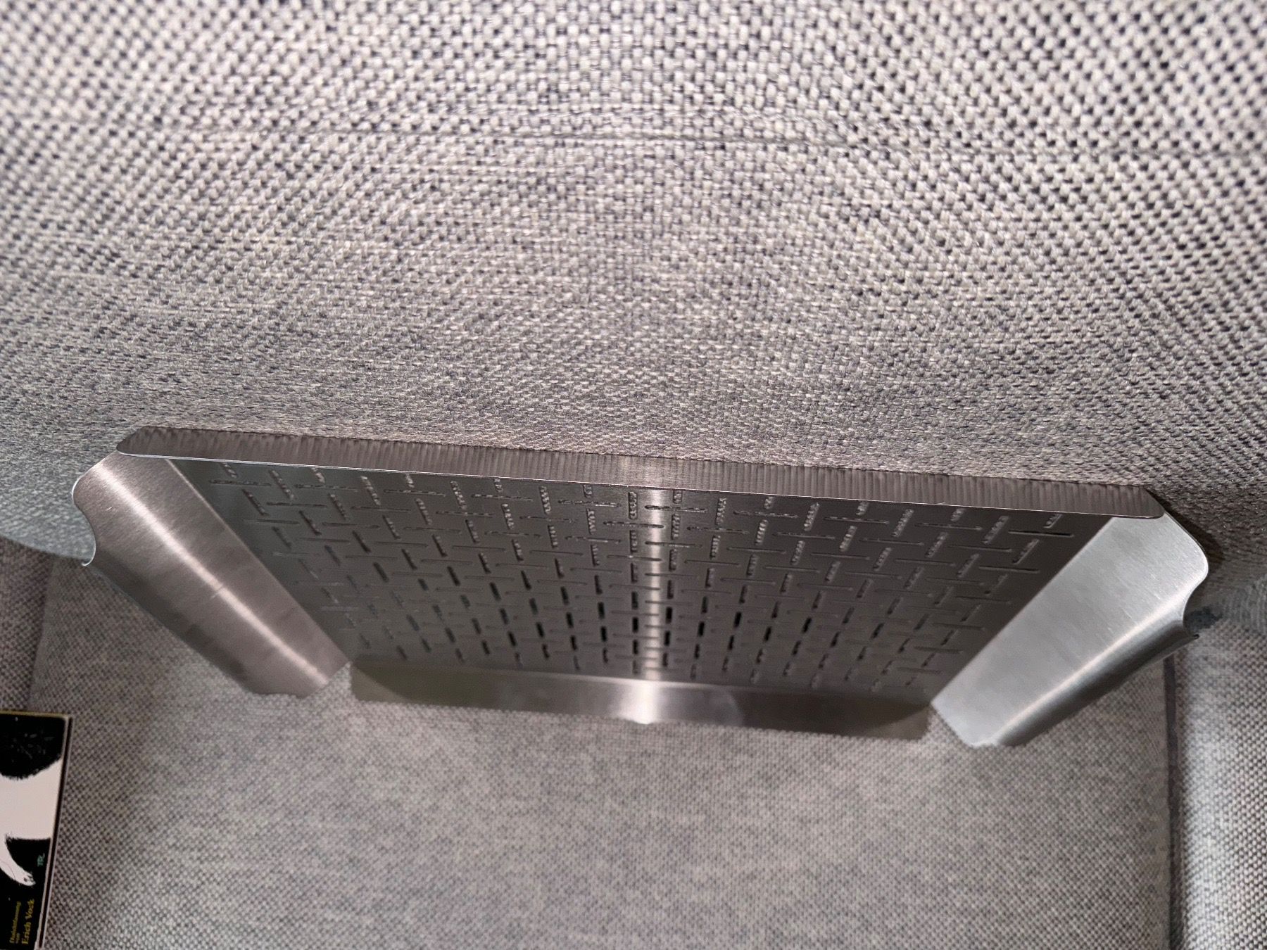 Servierplatten: Serviertablet Rechaud Blech Servierplatte Metall perforiert – Gebraucht aus Aesch ZH von Goonies_1 3