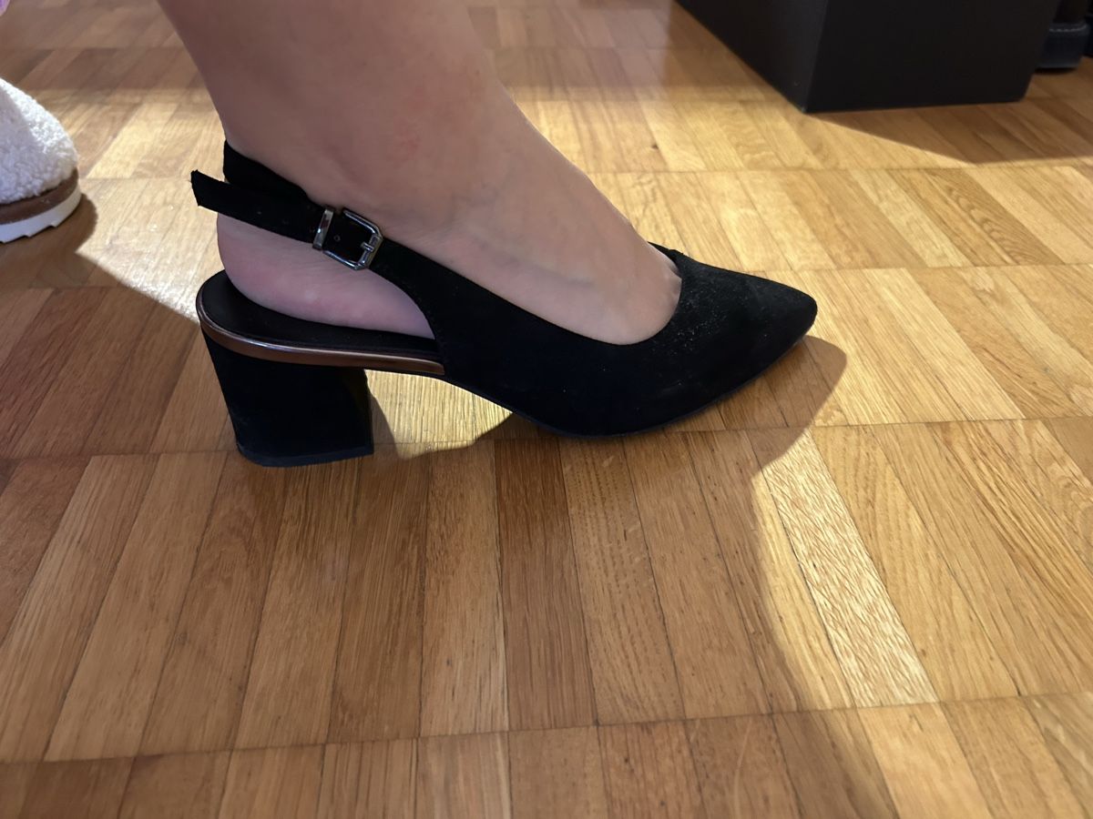 Scarpe da donna: Marco Tozzi Pumps mit Absatz – Usato da Wettingen venduto da sar_k7hg 4