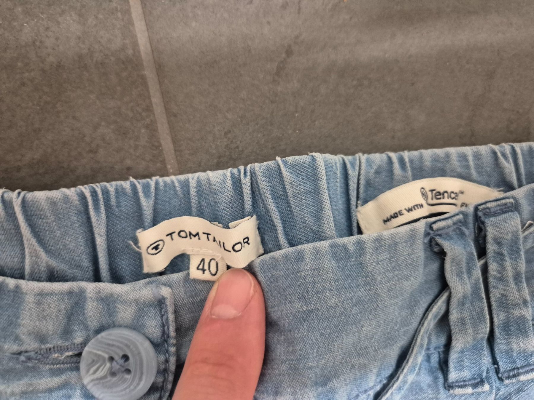 Tom Tailor Jeans: Shorts Grösse 40 von Tom Tailor – Usato da Basel venduto da Misoppe 1