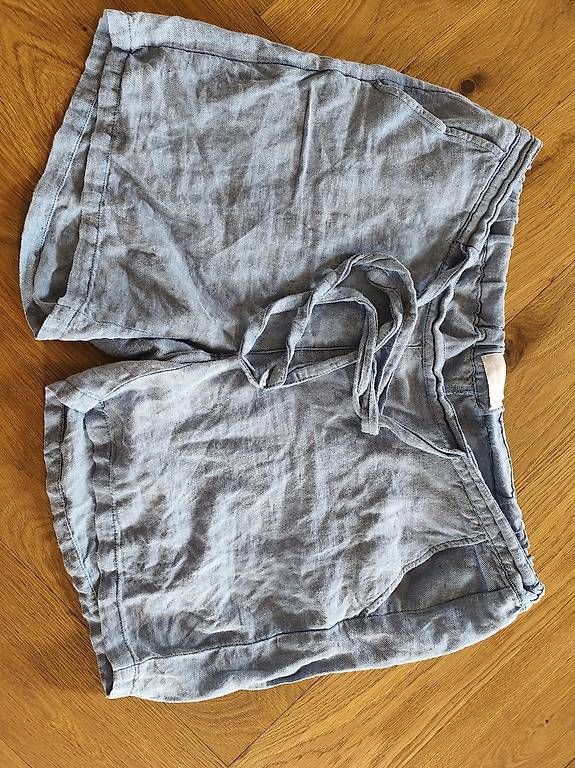 Mamalicious Pantalons: Schwangerschafts-/ Umstandsshorts – D'occasion à Burgdorf par stefaniechristen22