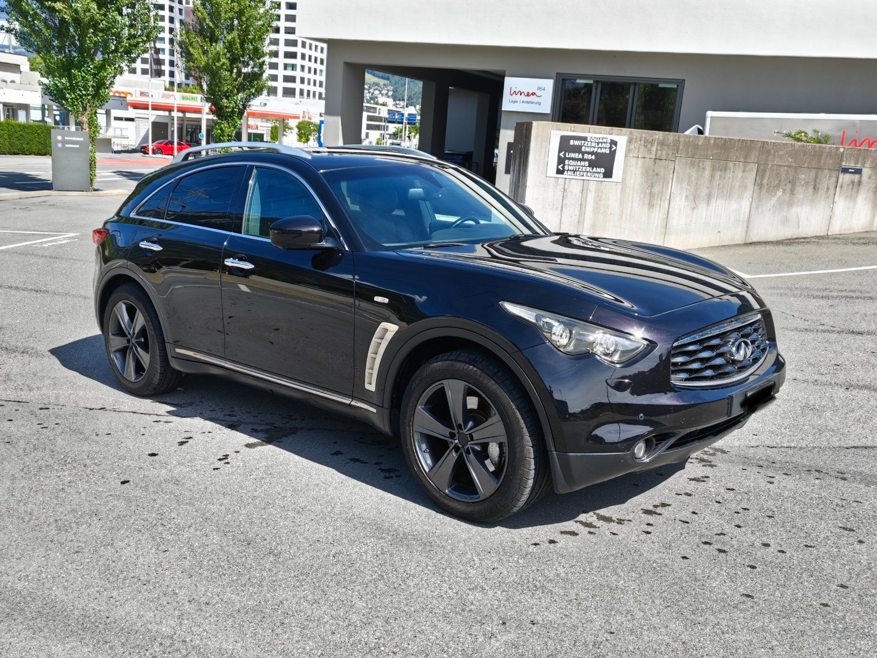 Infiniti Autos: Infiniti FX 30D – Gebraucht aus Chur von TheGarage