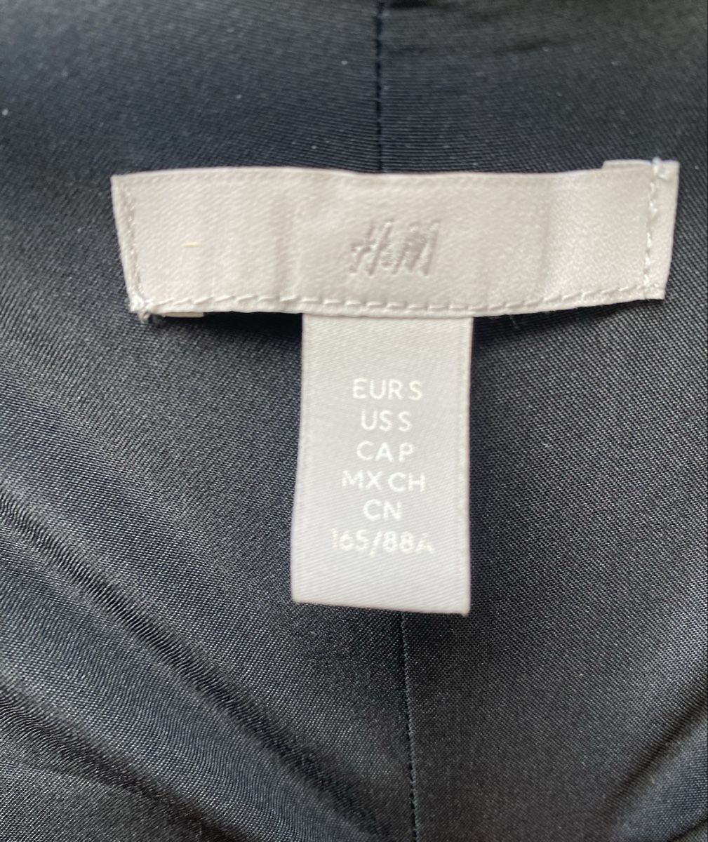 H&M Vestiti: Schwarzes Cocktailkleid H&M Premium – Nuovo e nell'imballaggio originale da Basel venduto da JMSZ 1