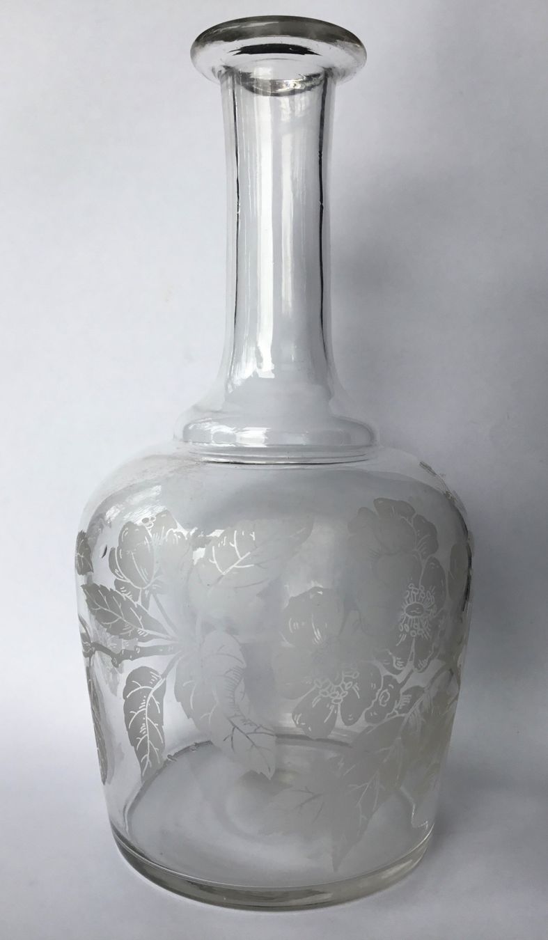 Karaffen: Glas-Karaffe mit Jugendstil-Motiv / antik – Gebraucht aus Eggersriet von Wiese61 1