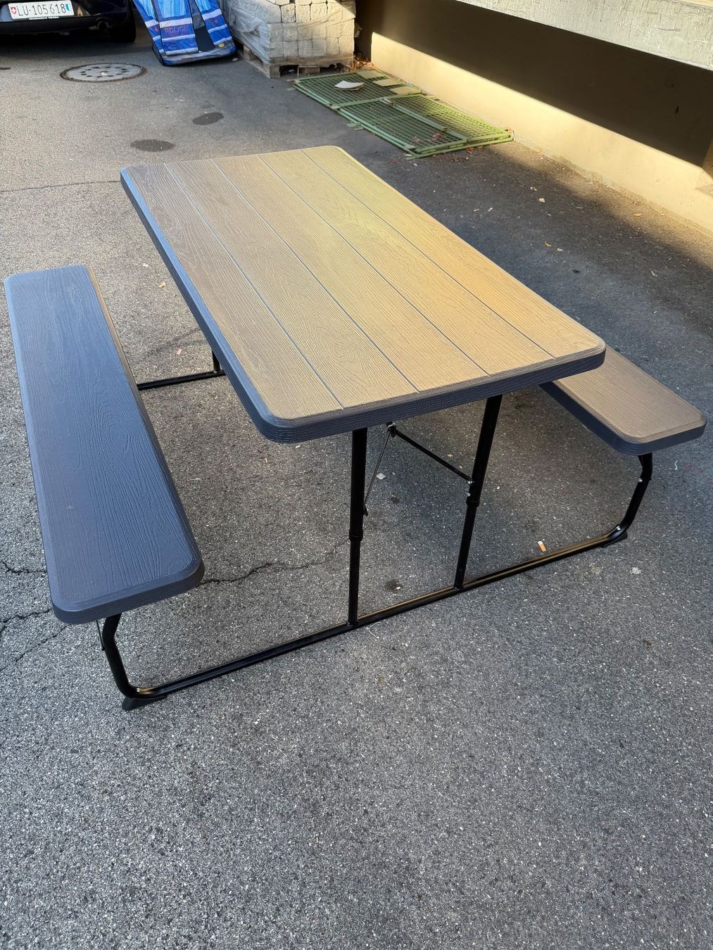 Tischset: Festbank Garniture – Gebraucht aus Ebikon von Berku 2