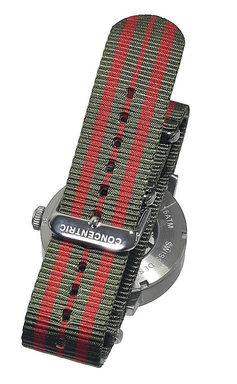 Orologi: Farbenfrohes CONCENTRIC UHREN Unikat 41mm Automatic – Usato da Basel venduto da Subwave 9