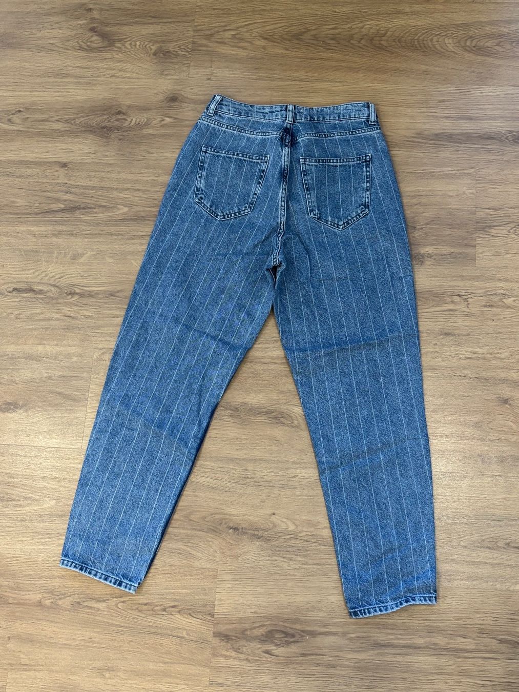 Jeans: Mom Jeans gestreift - Gr. 38 – Usato da Brügg BE venduto da rutschimedizin 1