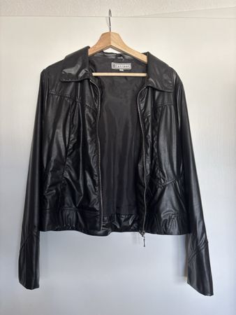 Veste noire 6thStreet T. 38 bon état
