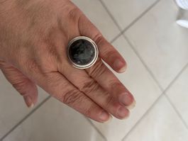 Silberring mit einem Picasso Jaspis darauf