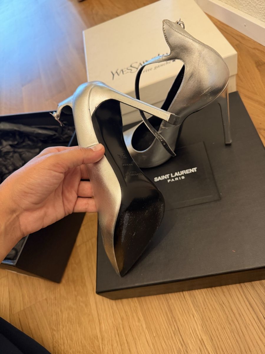 Saint Laurent Scarpe da donna: Saint Laurent Paris Heels Silver Size 37.5 – Usato da Reinach BL venduto da K.zh.A 1