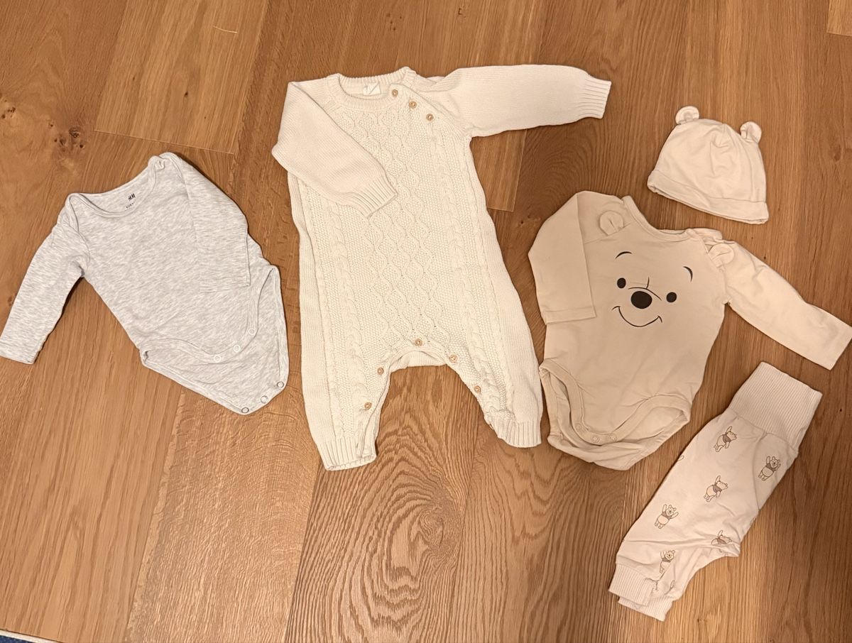 H&M Lotti & Set di vestiti: Baby Kleider-Set  5-teilig, Grösse 62 – Nuovo (secondo la descrizione) da Schliern b. Köniz venduto da Jexi92