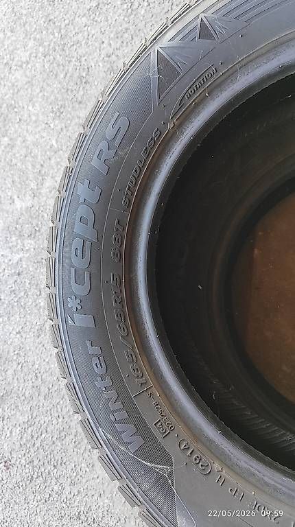 Altro in Scrittura & Disegno: Vendo coppia gomme invernali Hankook  – Usato da Mairengo venduto da Dave086 1