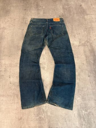 Vintage Levis 507 Baggy Bootcut Jeans (M)