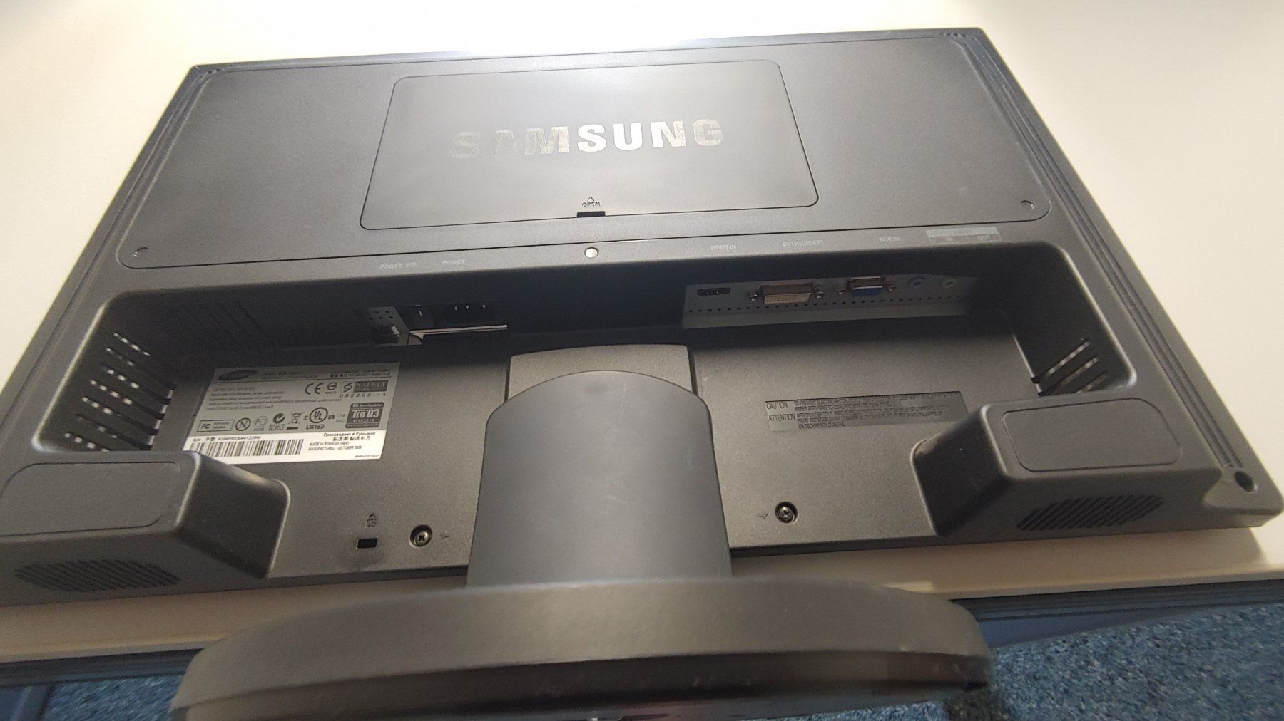 Samsung Monitor: Samsung Synchmaster 2494HS#2 – Usato da Kirchlindach venduto da Lenzu 2