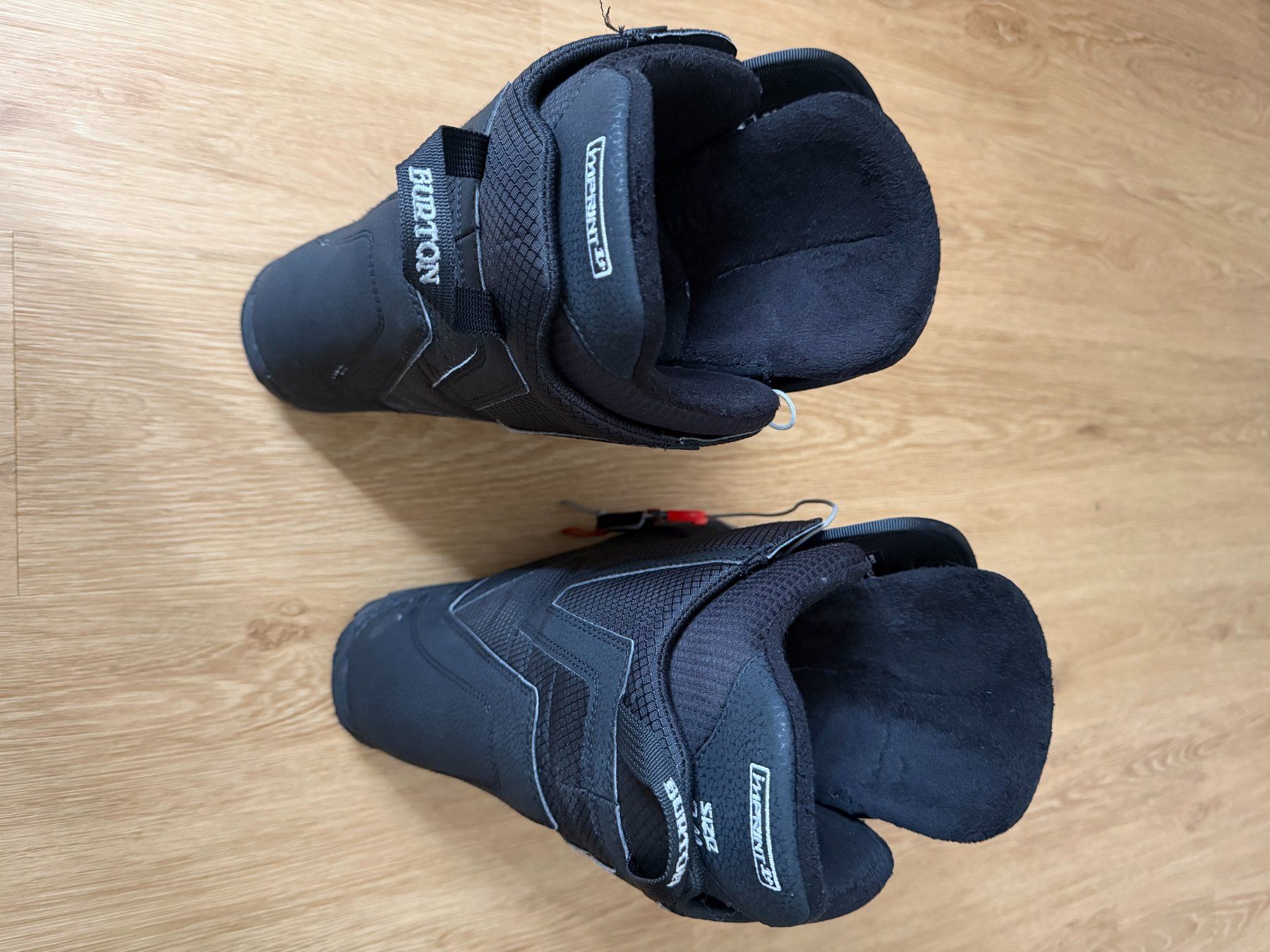 Burton Herrenschuhe: Burton Moto Snowboard Boots Grösse 42 – Gebraucht aus Oberrieden von 4dam 5
