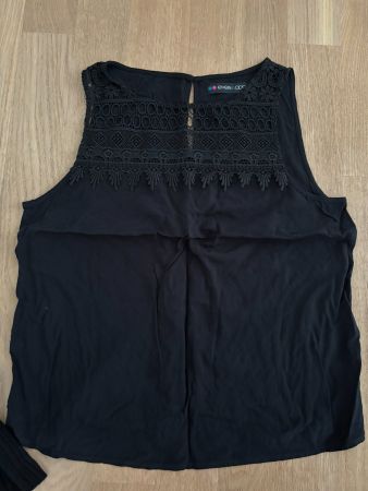 Schickes, schwarzes Even&Odd Top mit Spitze, Grösse M
