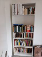 Libreria bianca 