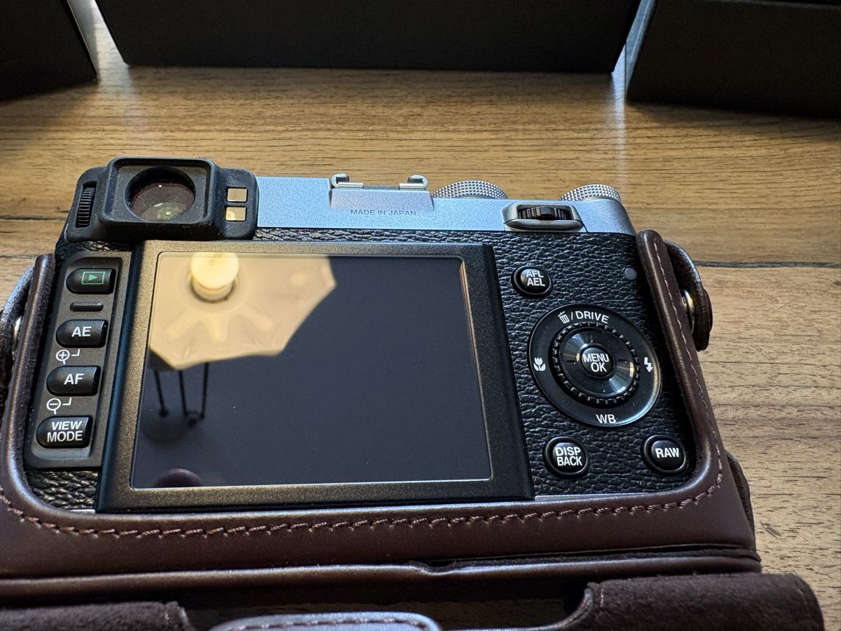 Fujifilm Fotocamera: Fujifilm X100 – Usato da Oberrieden venduto da Resfauser 2
