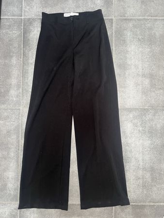 Bershka Stoffhose Grösse 36