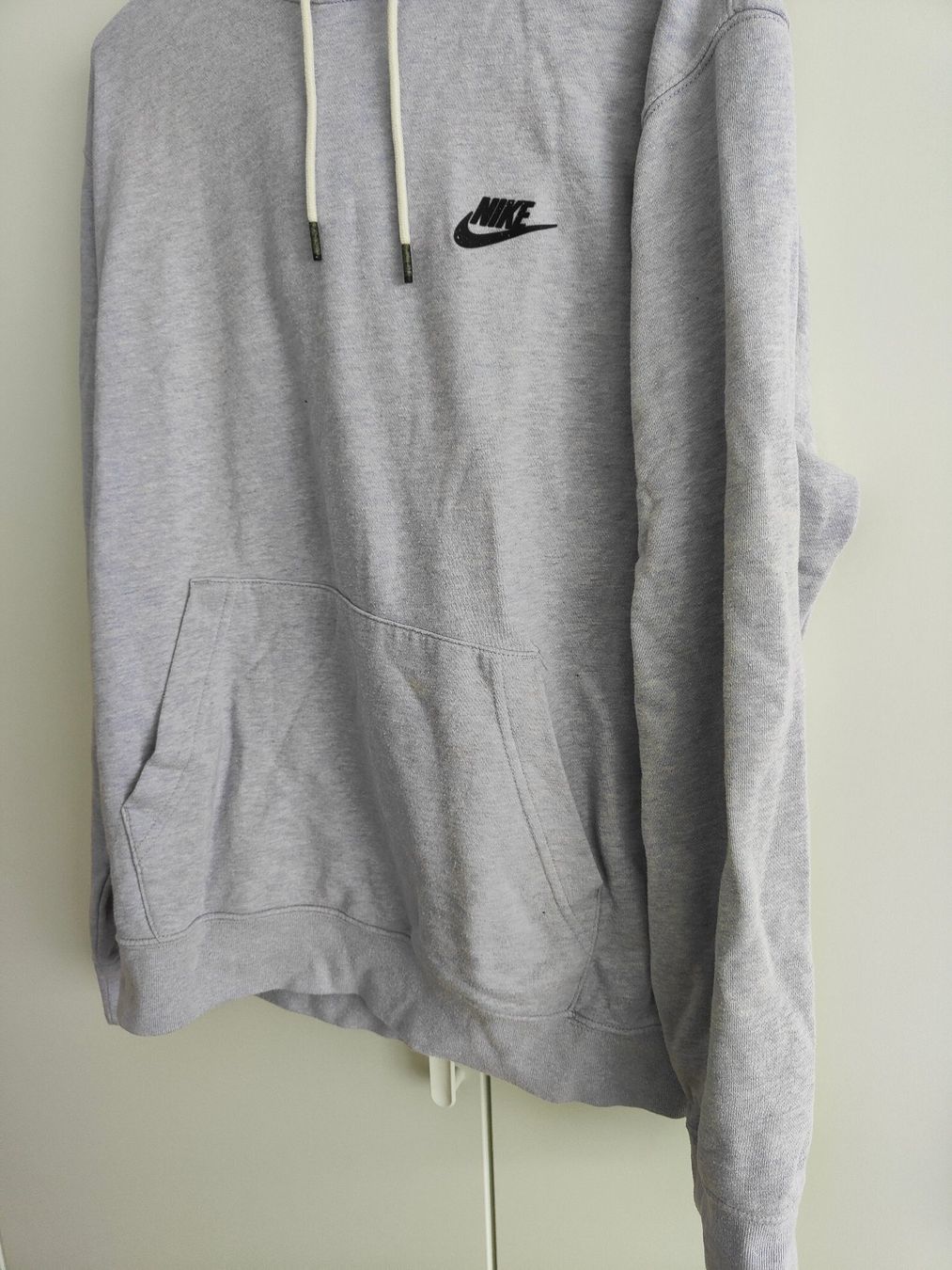 Nike Pullover & Sweatshirts: Nike Hoodie - Grösse M – Gebraucht aus Rickenbach b. Wil von Beautiful.Things 1