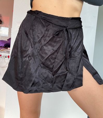 Zara Black Mini Skirt - Size XS, Schnür Rock