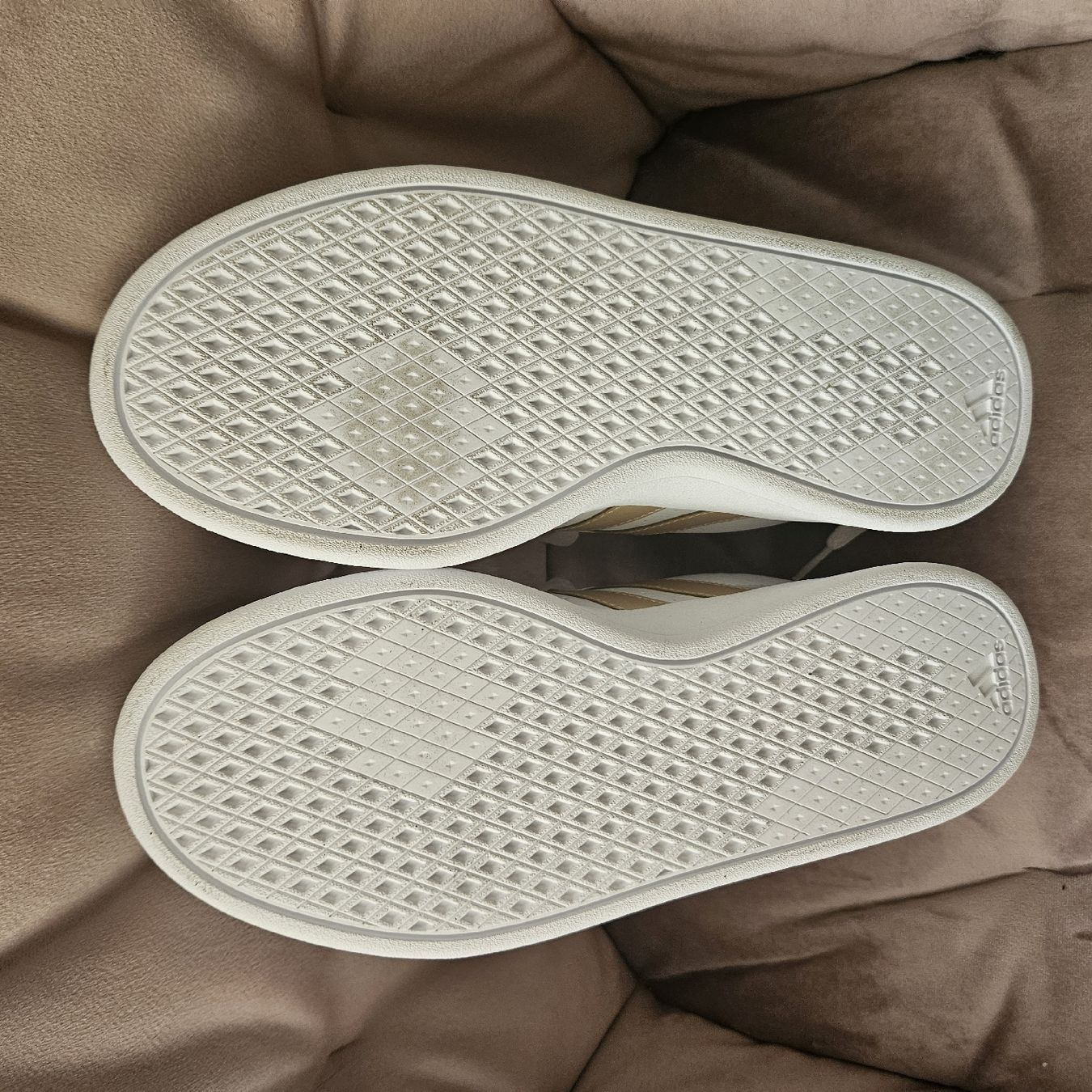 Adidas Chaussures hommes: Adidas Sneaker – Neuf (Voir description) à Bern par naaa000xci 2