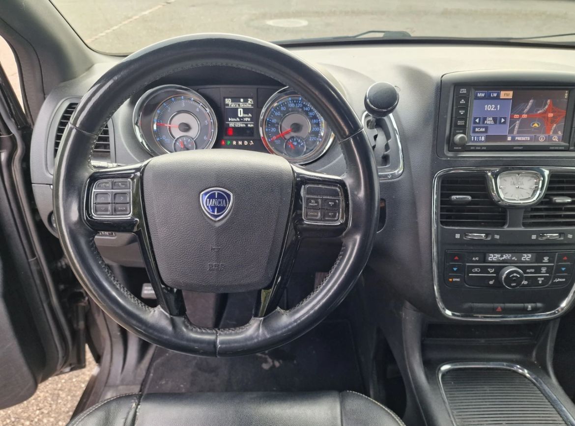 Lancia Autos: Lancia Voyager – Defekt aus Romanshorn von Happy24 9