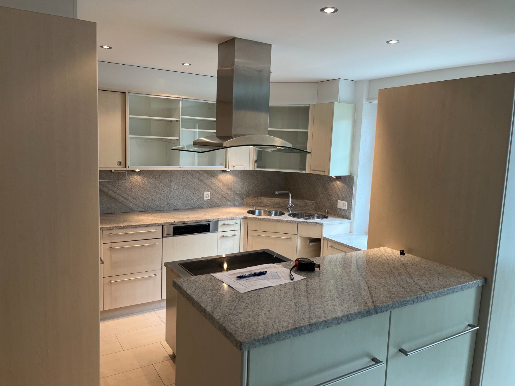 Cucine complete: Voll ausgestattete gebrauchte Einbauküche – Usato da Winterthur venduto da nic_k899 1