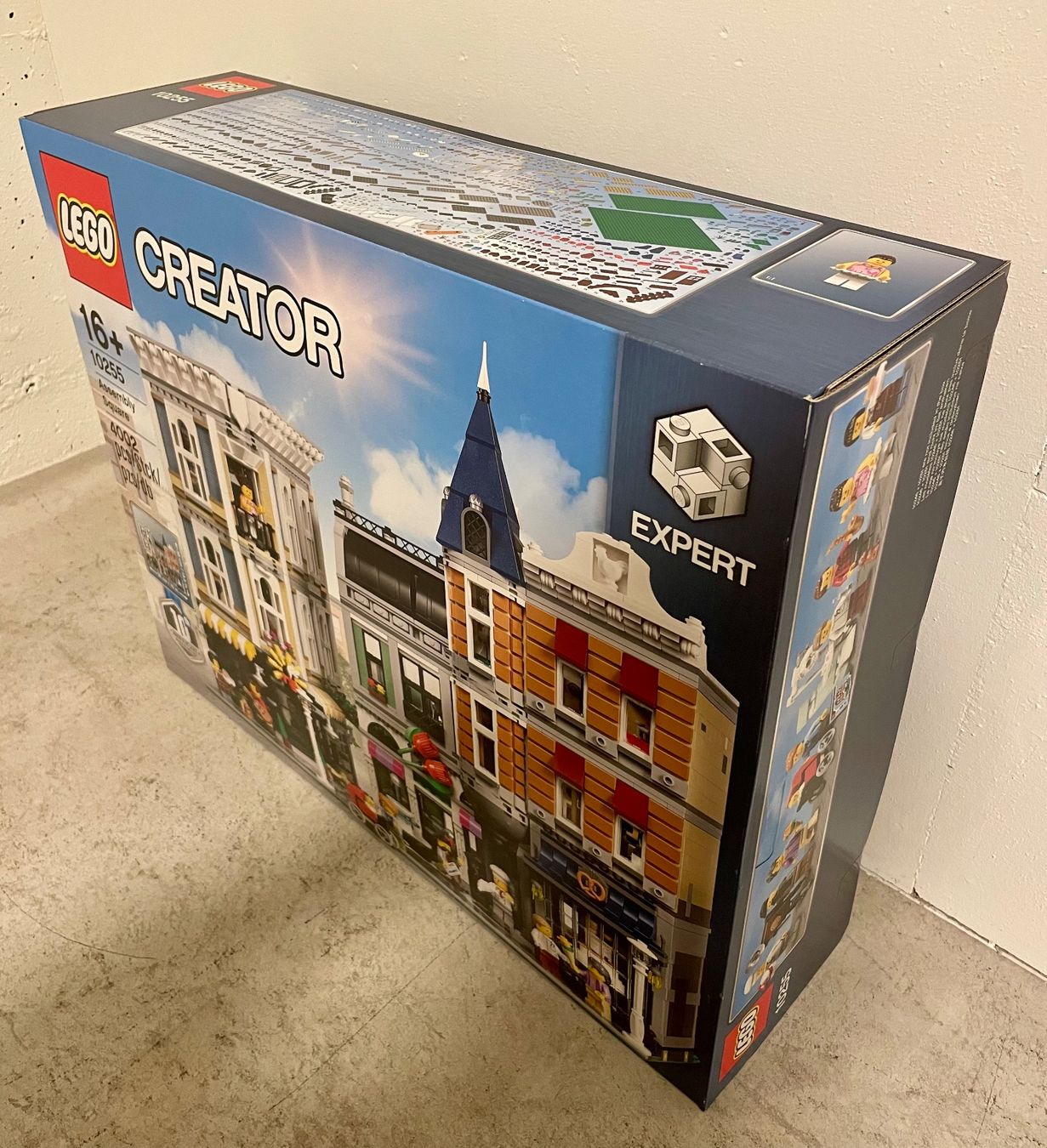 Lego Kit di costruzioni: LEGO Creator 10255 / Stadtleben / NEU & originalverpackt – Nuovo e nell'imballaggio originale da Oftringen venduto da Spyker2 1