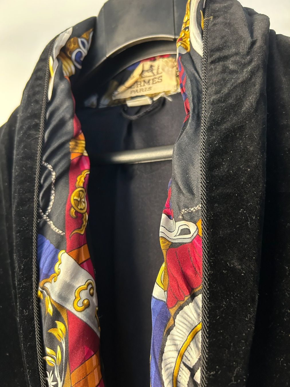 Hermès Bademäntel: Hermès Black Velvet Bathrobe – Gebraucht aus Bern von kurtikobolt74 1