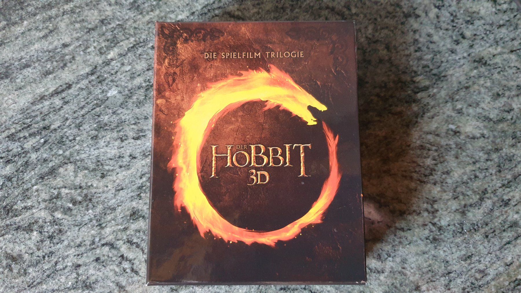 Tutti i DVDs: DER HOBBIT - SPIELFILM TRIOLOGIE – Nuovo (secondo la descrizione) da Wengi b. Büren venduto da Ot1000