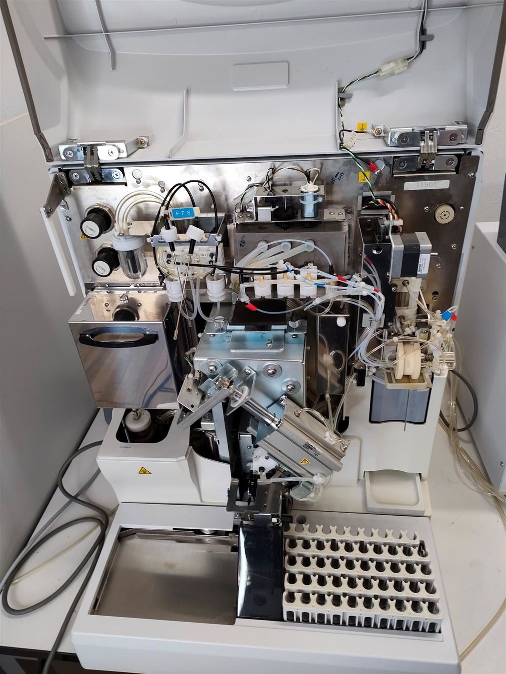 Attrezzature mediche: Sysmex  XT 4000I & XS 800I set – Usato da Niederdorf venduto da LeptonAG_Labor 2