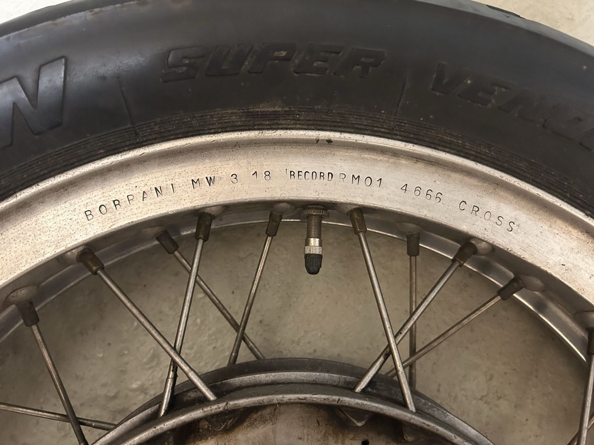Pneumatici & Ruote complete: Moto Guzzi V7 850 GT Hinterrad 1973 – Usato da Fällanden venduto da E51 3