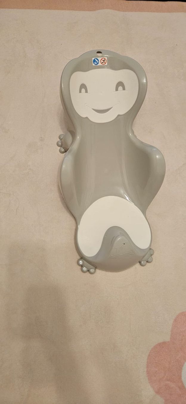 Baignoires: Baby Badesitz grau guter Zustand – D'occasion à Benglen par Zaks1984 2