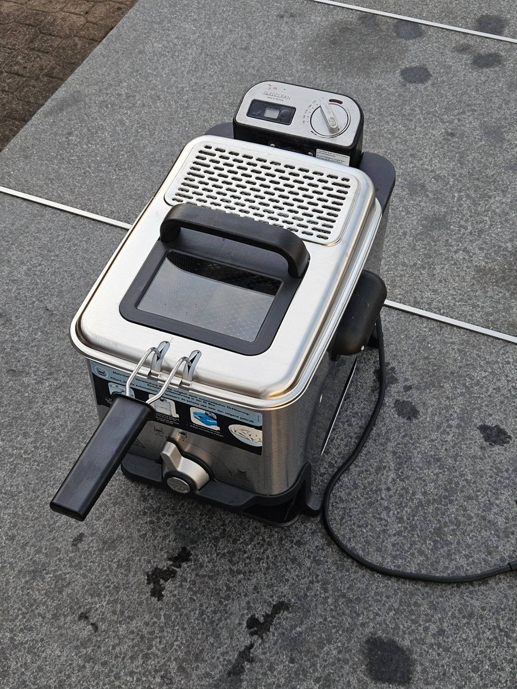 Tefal Küchengeräte: Tefal Oleoclean Pro Friteuse – Gebraucht aus Zürich von topfly28