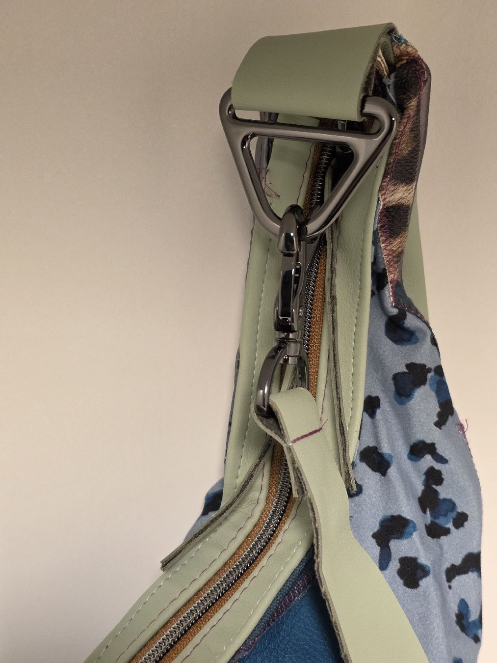 Borse da donna: Do More Happy Patchwork Crossbody Bag Multi-Colored  – Nuovo (secondo la descrizione) da Dietikon venduto da par_8zbj 2