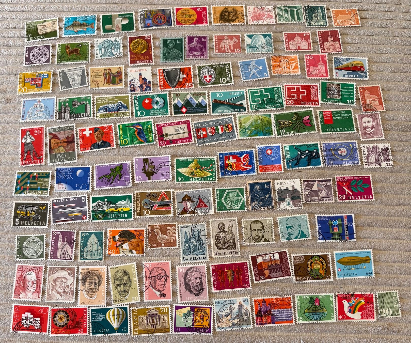 Tutti i francobolli: Lot 100 CH - Briefmarken – Usato da St-Légier-Chiésaz venduto da Theo006