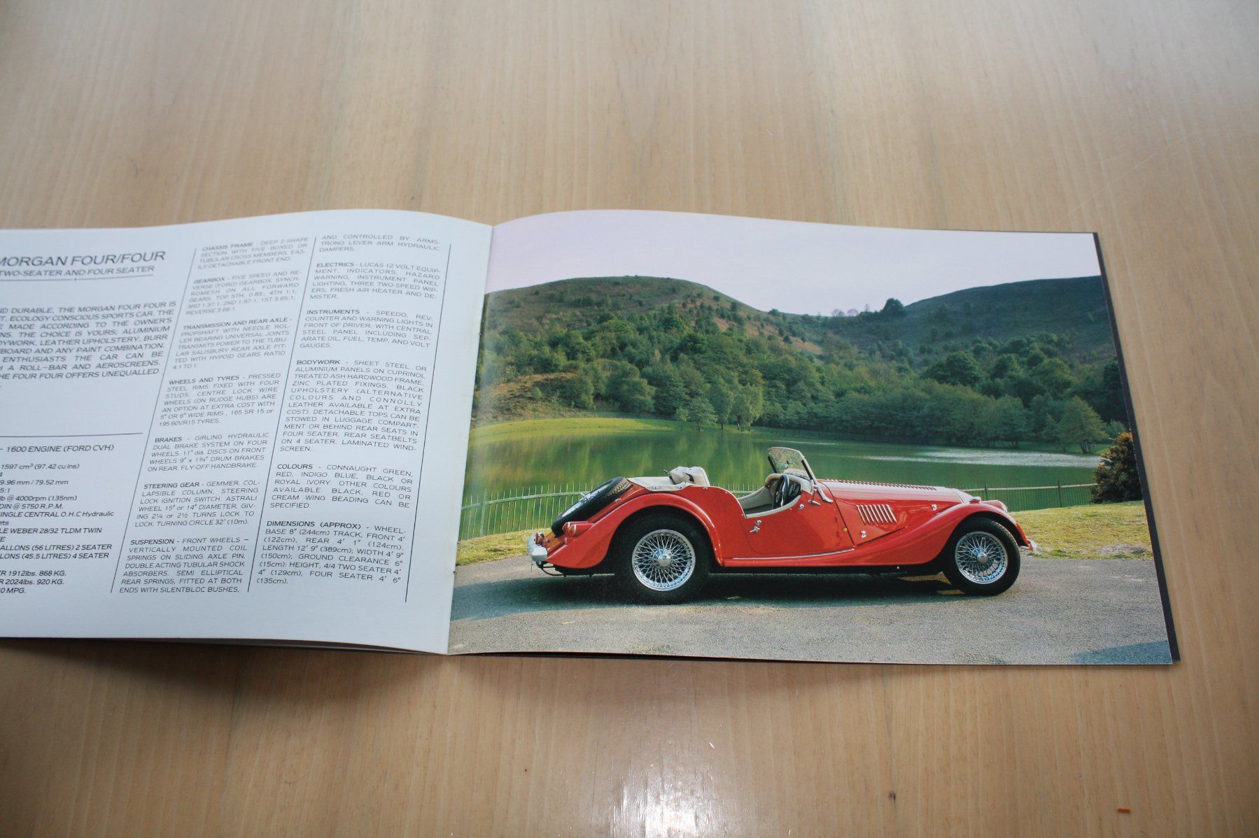 Documents: Morgan 4/4 und Plus 8 Prospekt 1990 – D'occasion à Wikon par erwin400 4