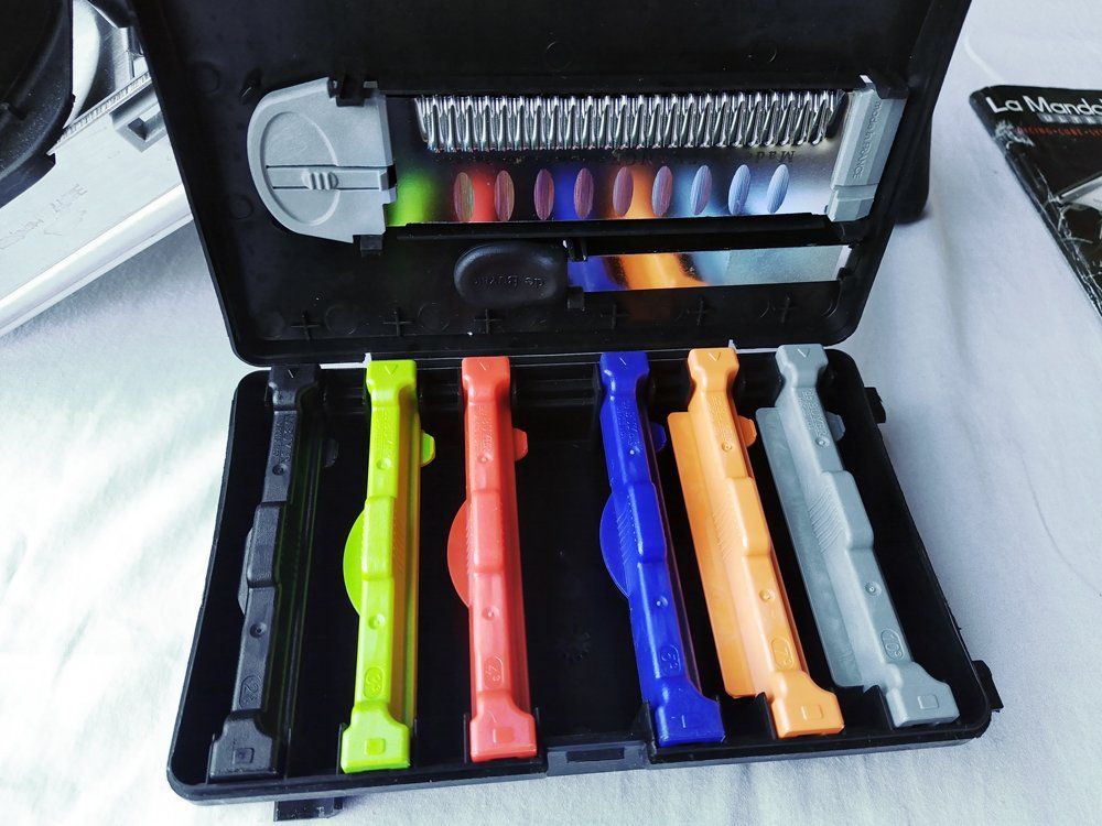 Appareils de cuisine: Mandoline REVOLUTION MASTER – D'occasion à Morgins par Laurentcorinne 4